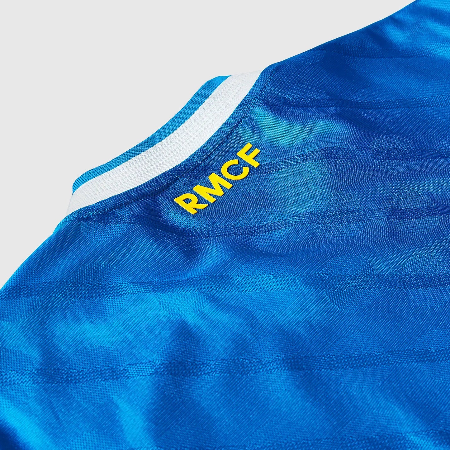 Jersey adidas Real Madrid 2025/26 Third Player Version
