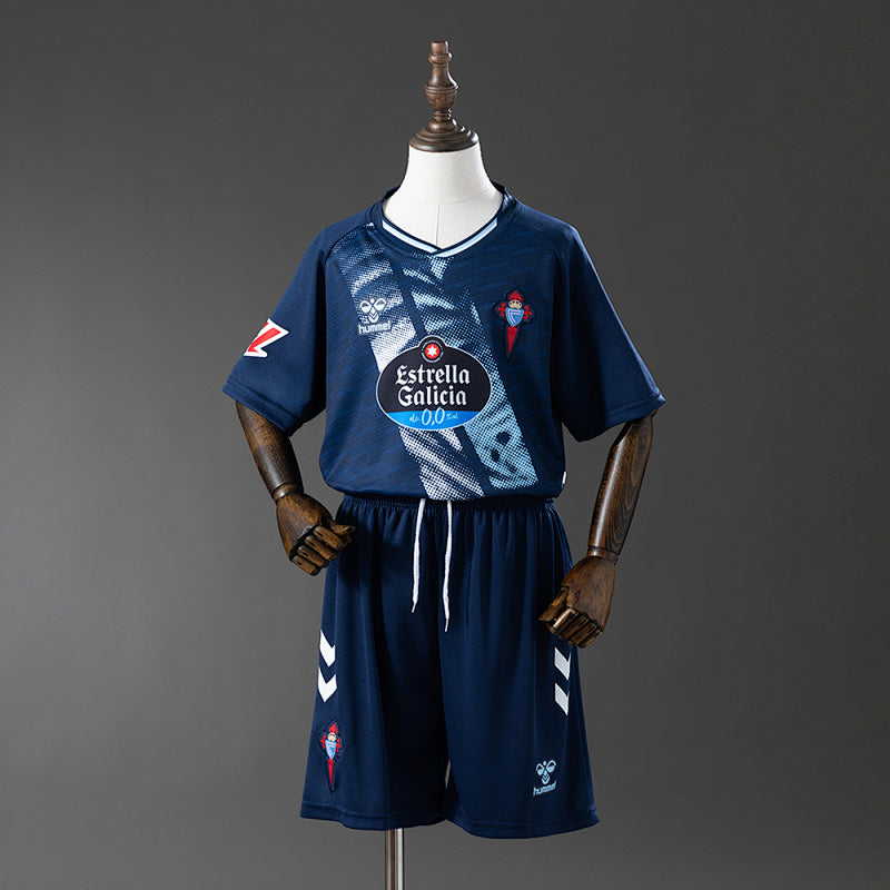 CEL 25/26 Kit Infantil Visitante