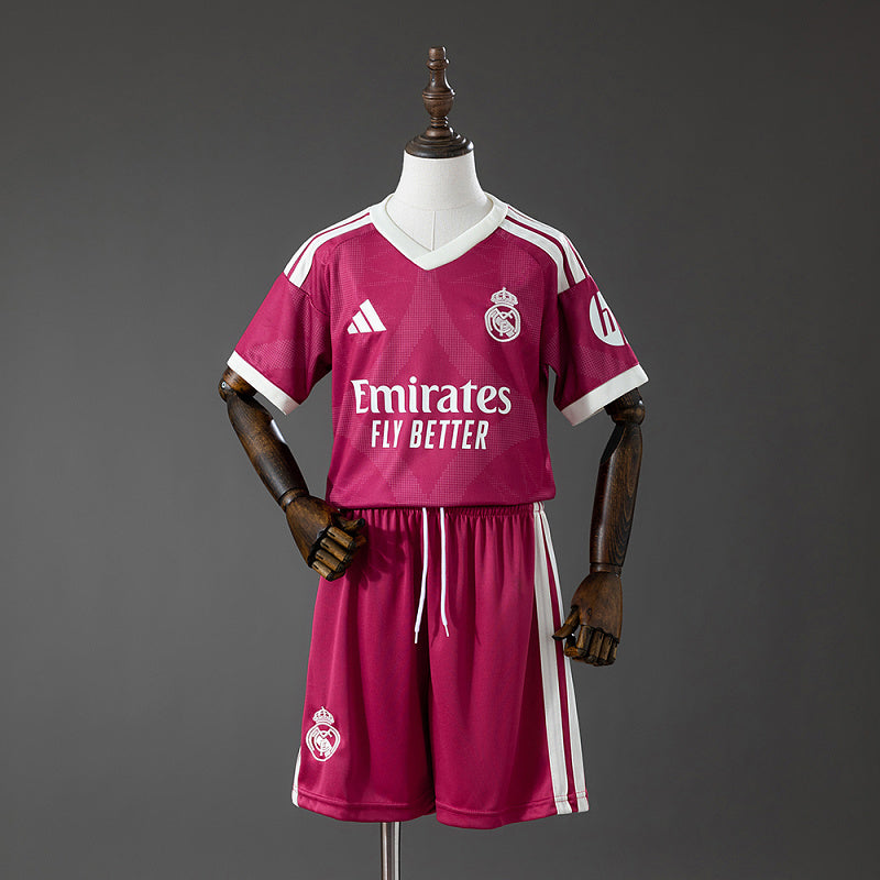 RM 26/27 Kit Infantil 3ª