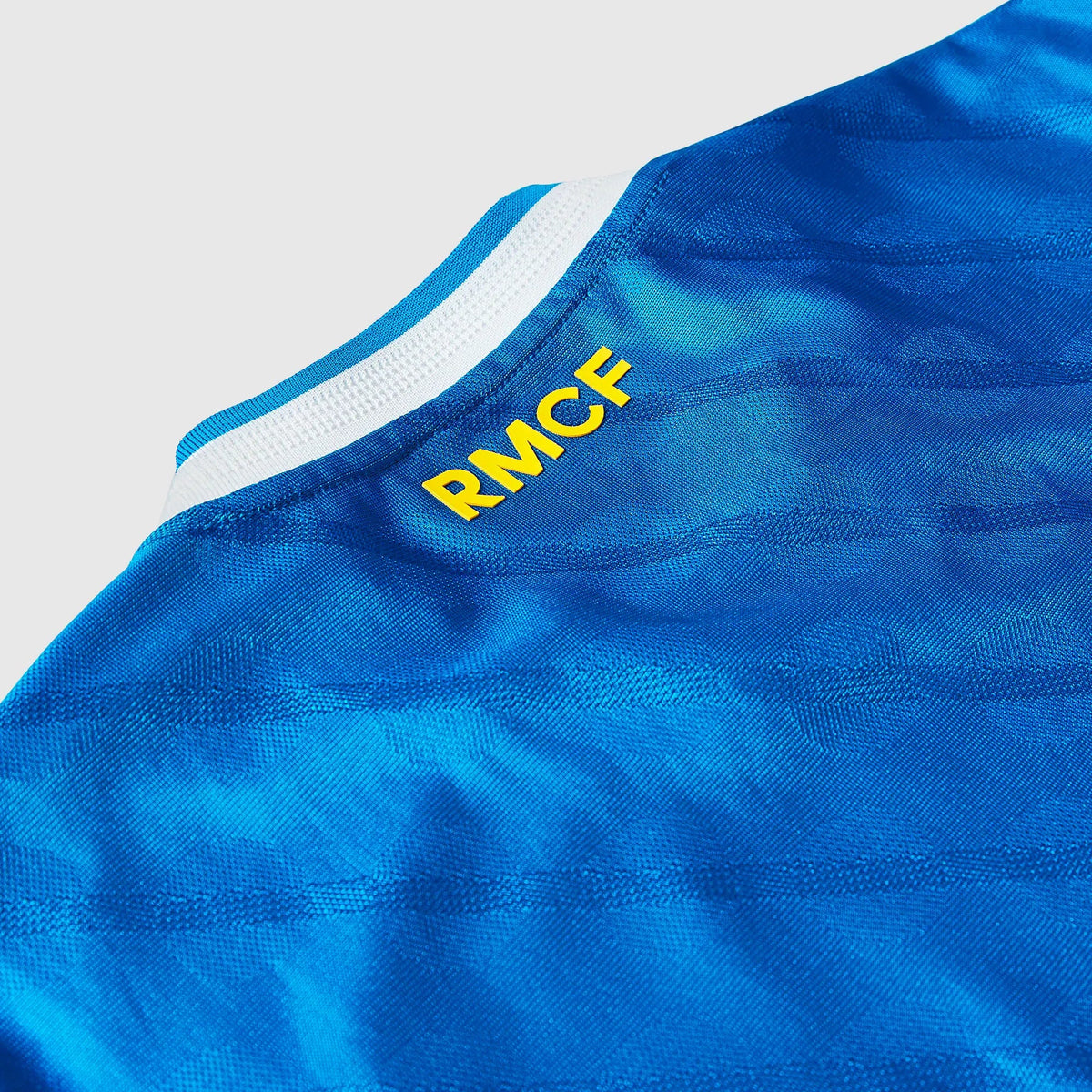 Jersey adidas Real Madrid 2025/26 Third Player Version