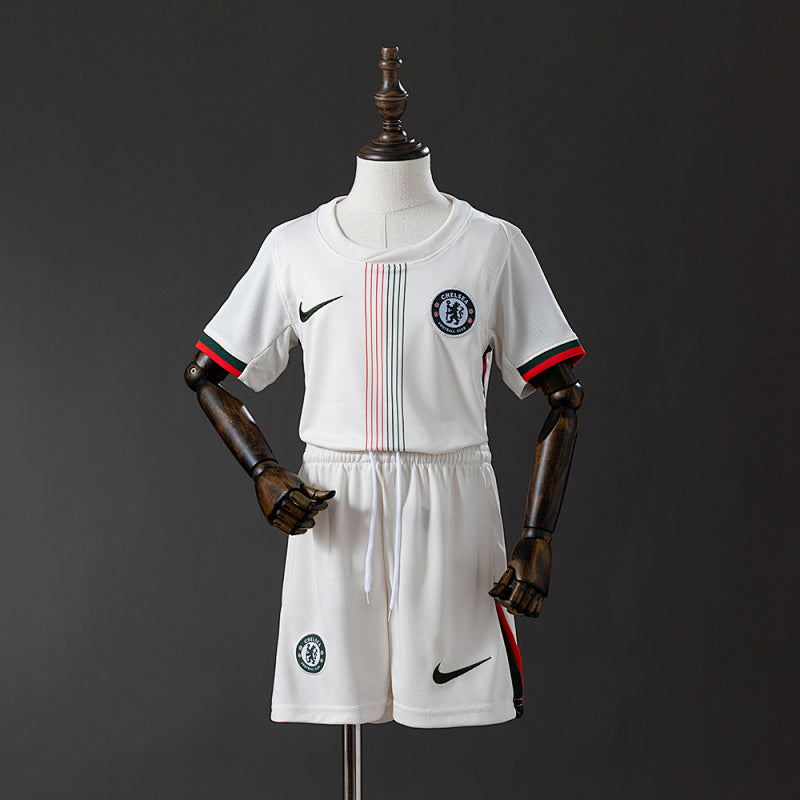 CHE 25/26 – Kit Infantil Visitante