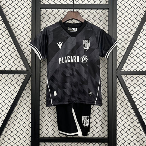 Guimarães 25/26 – Kit Infantil Visitante