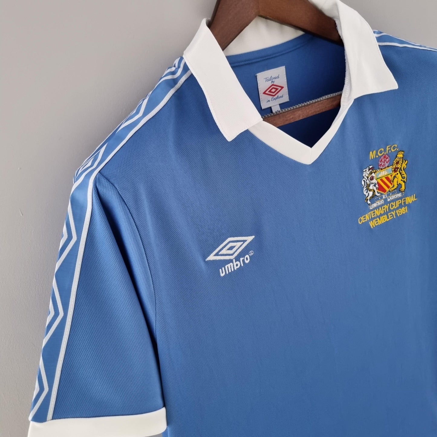 Retro Jersey Manchester City 1981/82 Home
