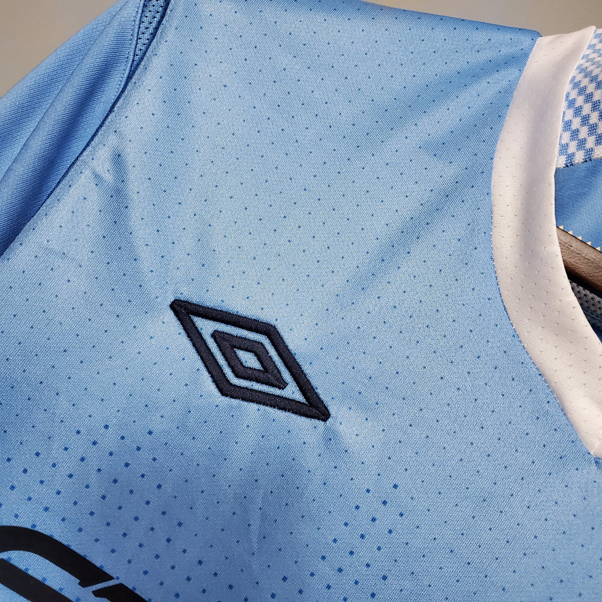 Retro Jersey Manchester City 2011/12 Home