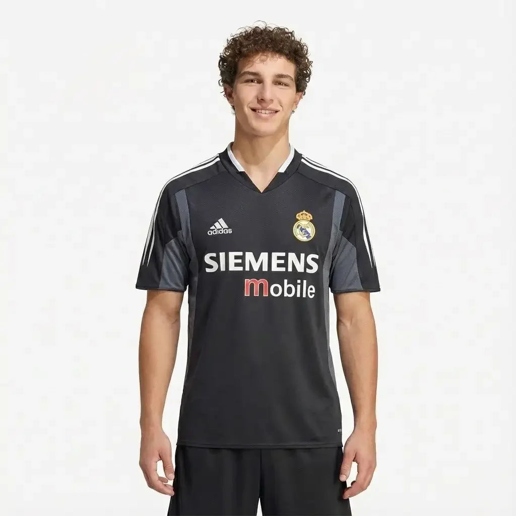 Retro Jersey Real Madrid 2004/05 Away