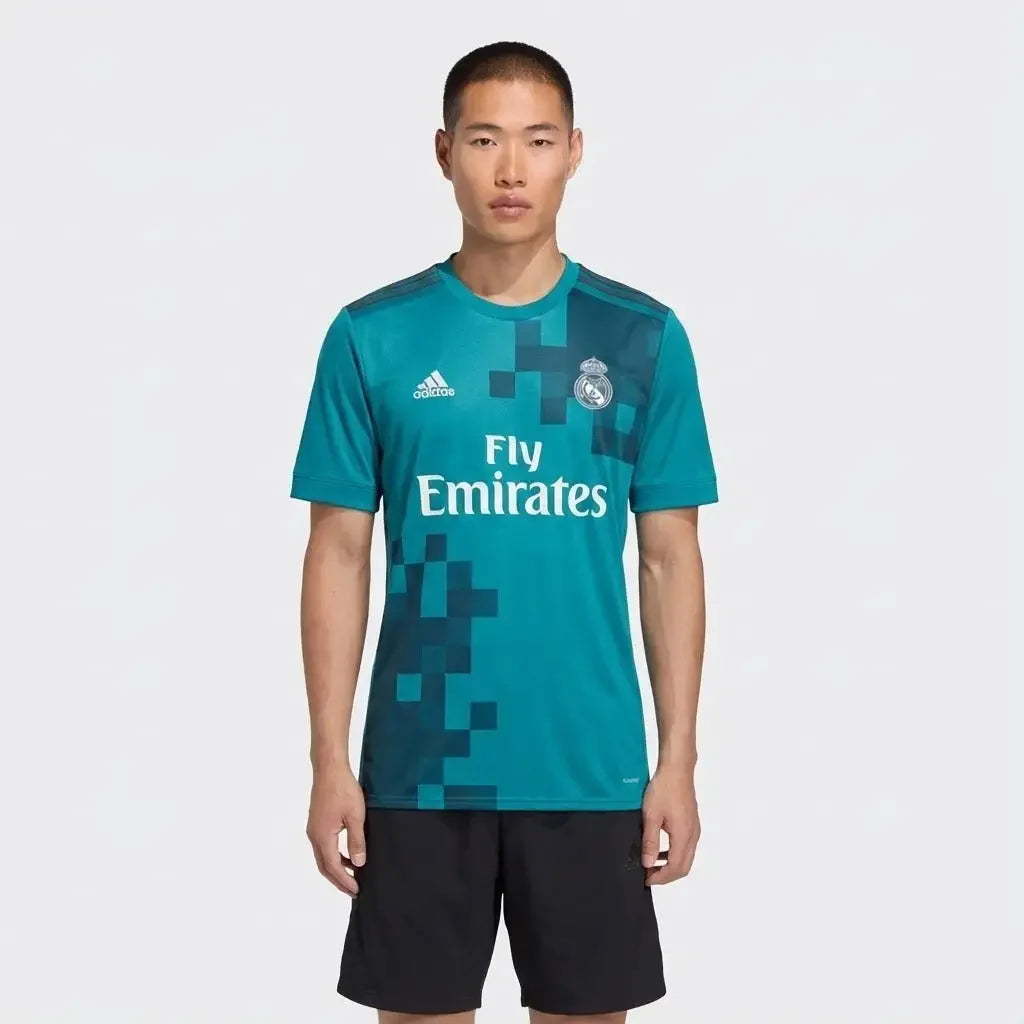 Retro Jersey Real Madrid 2017/18 Away