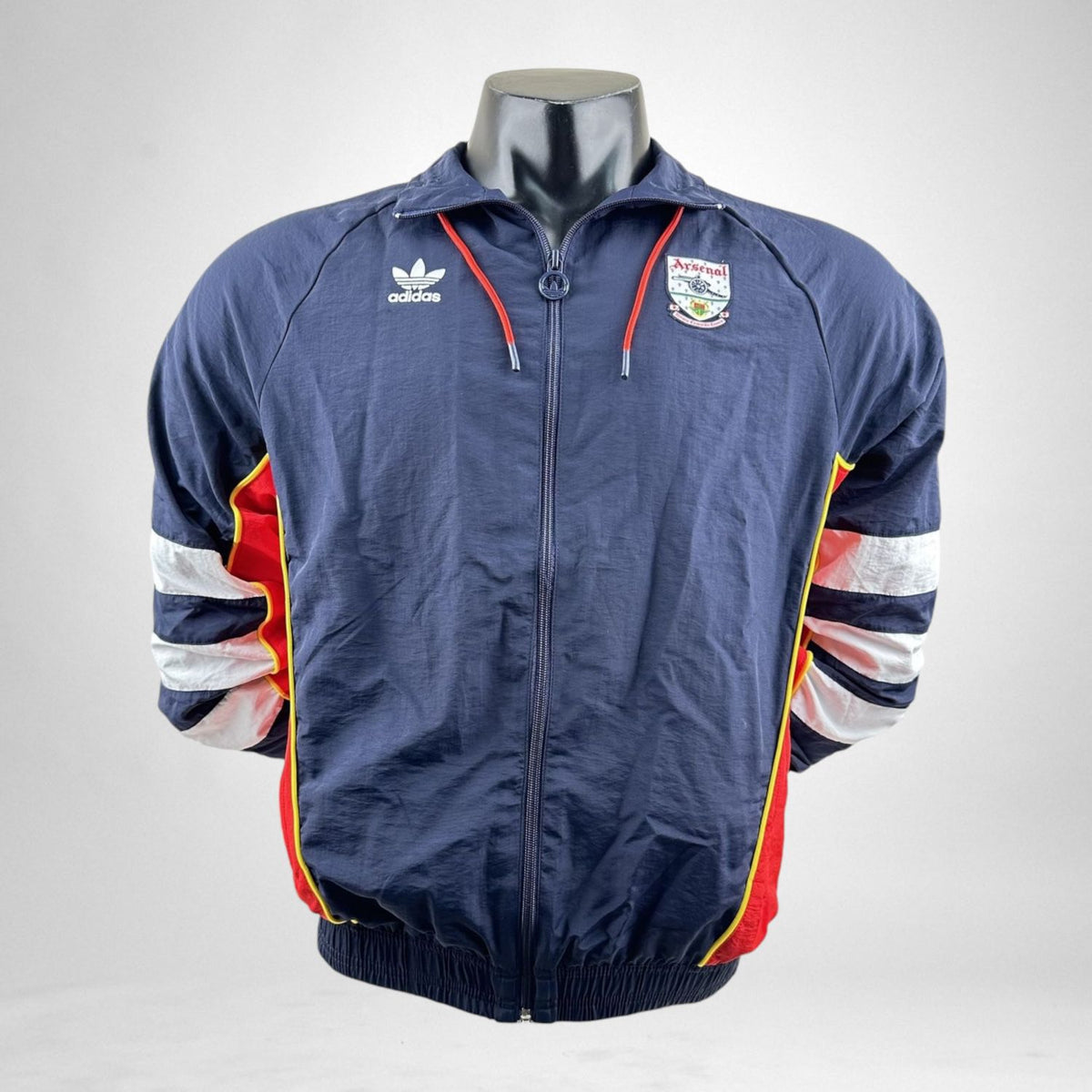 Retro Training Kit Arsenal