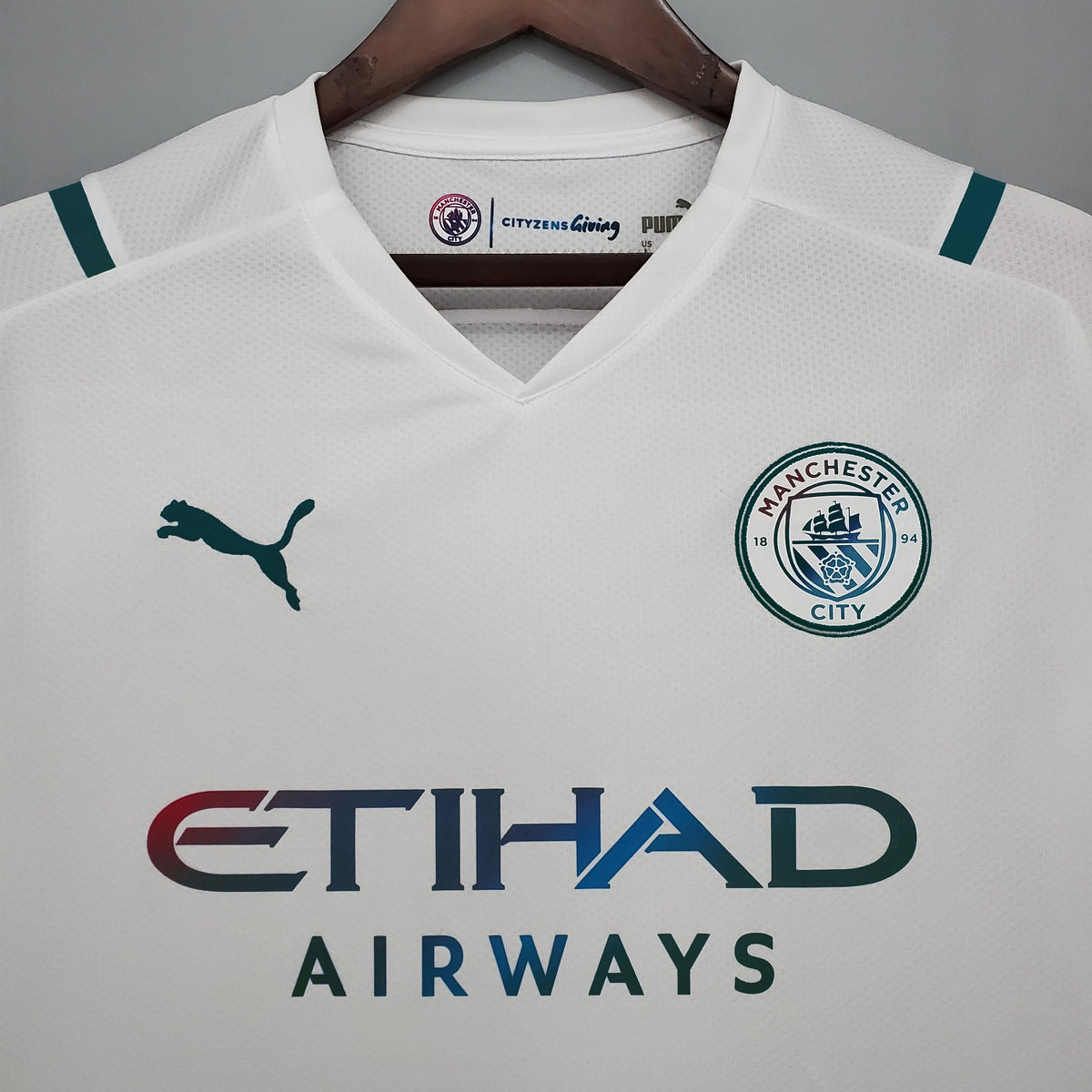 Retro Jersey Manchester City 2021/22 Away