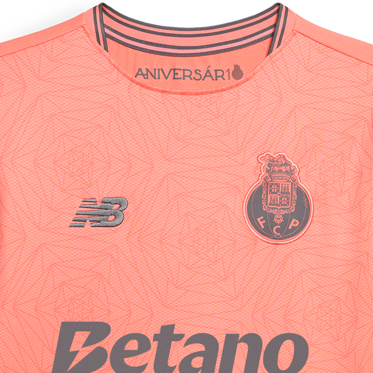 FC Porto 2025/26 Pink Away Kids Kit