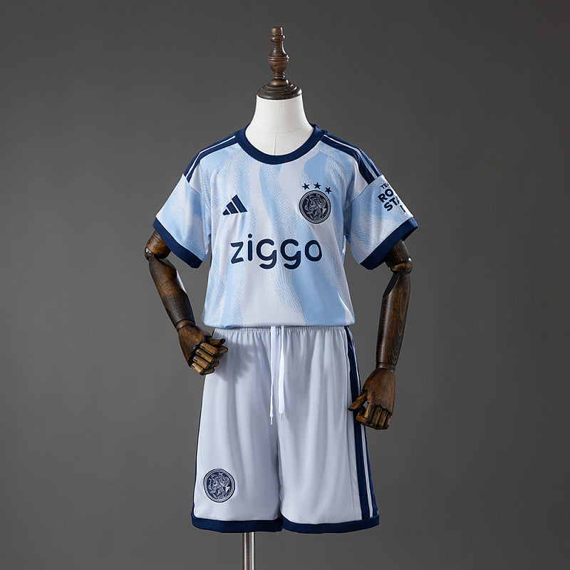 AJX 26/27 Kit Infantil 3ª
