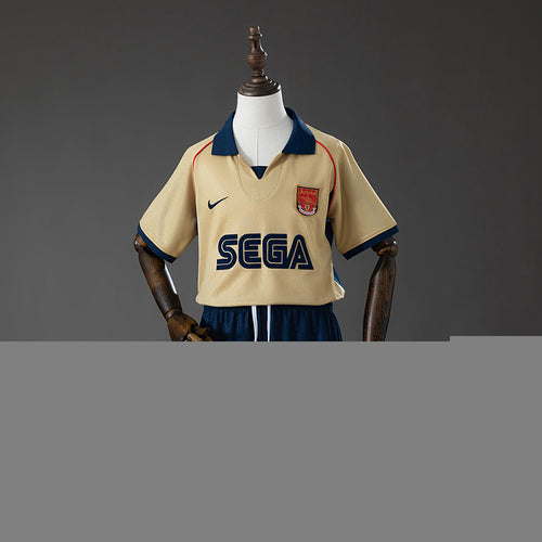 ARS 01/02 Kids Away Kit retro