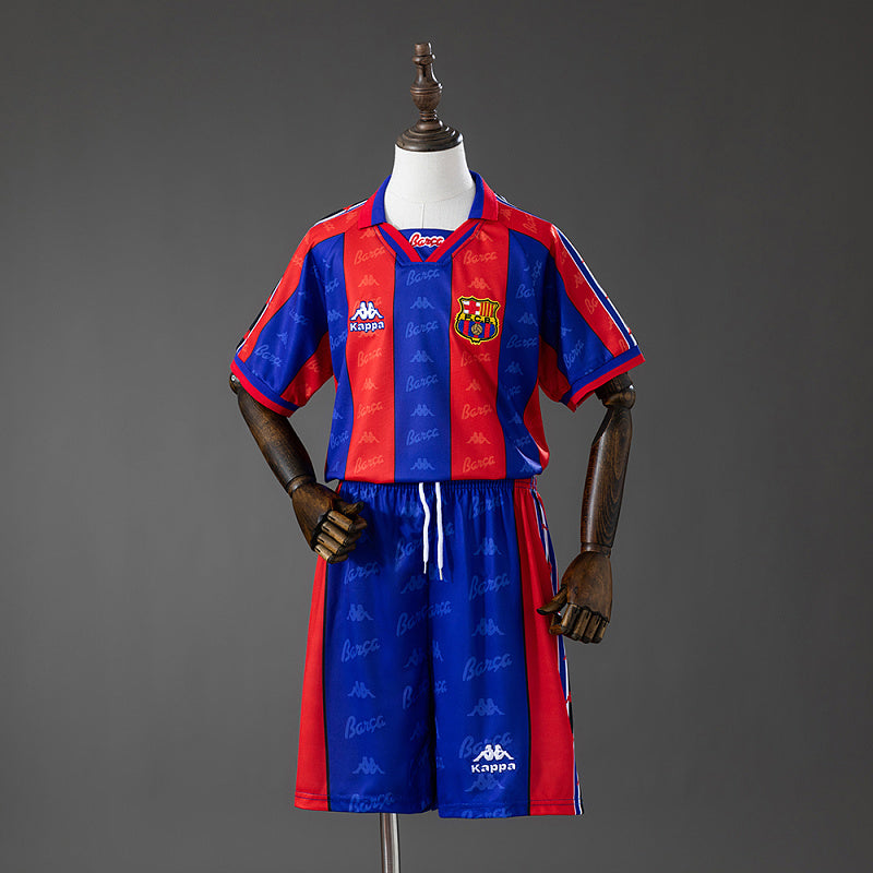 FCB 96/97 Kit Infantil Local retro