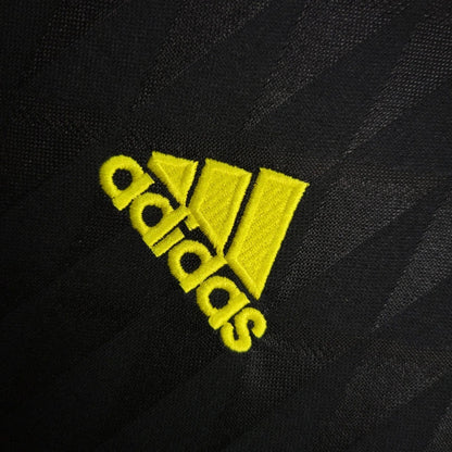 Retro Jersey Liverpool 2010 Away