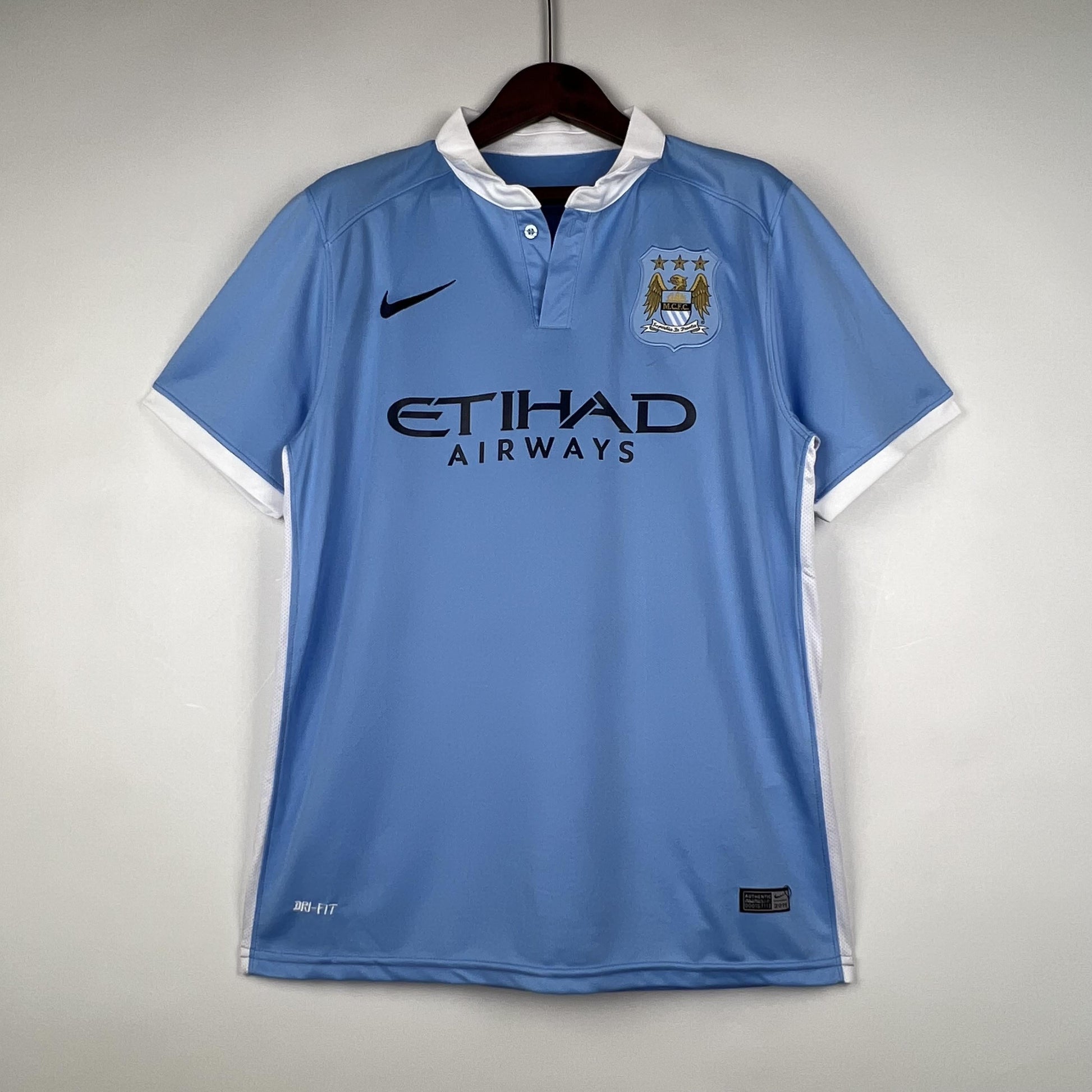 Retro Jersey Manchester City 2015/16 Home
