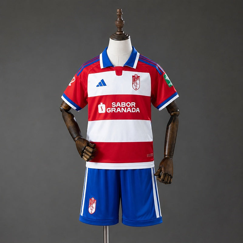 Granada 26/27 Kit Infantil Local