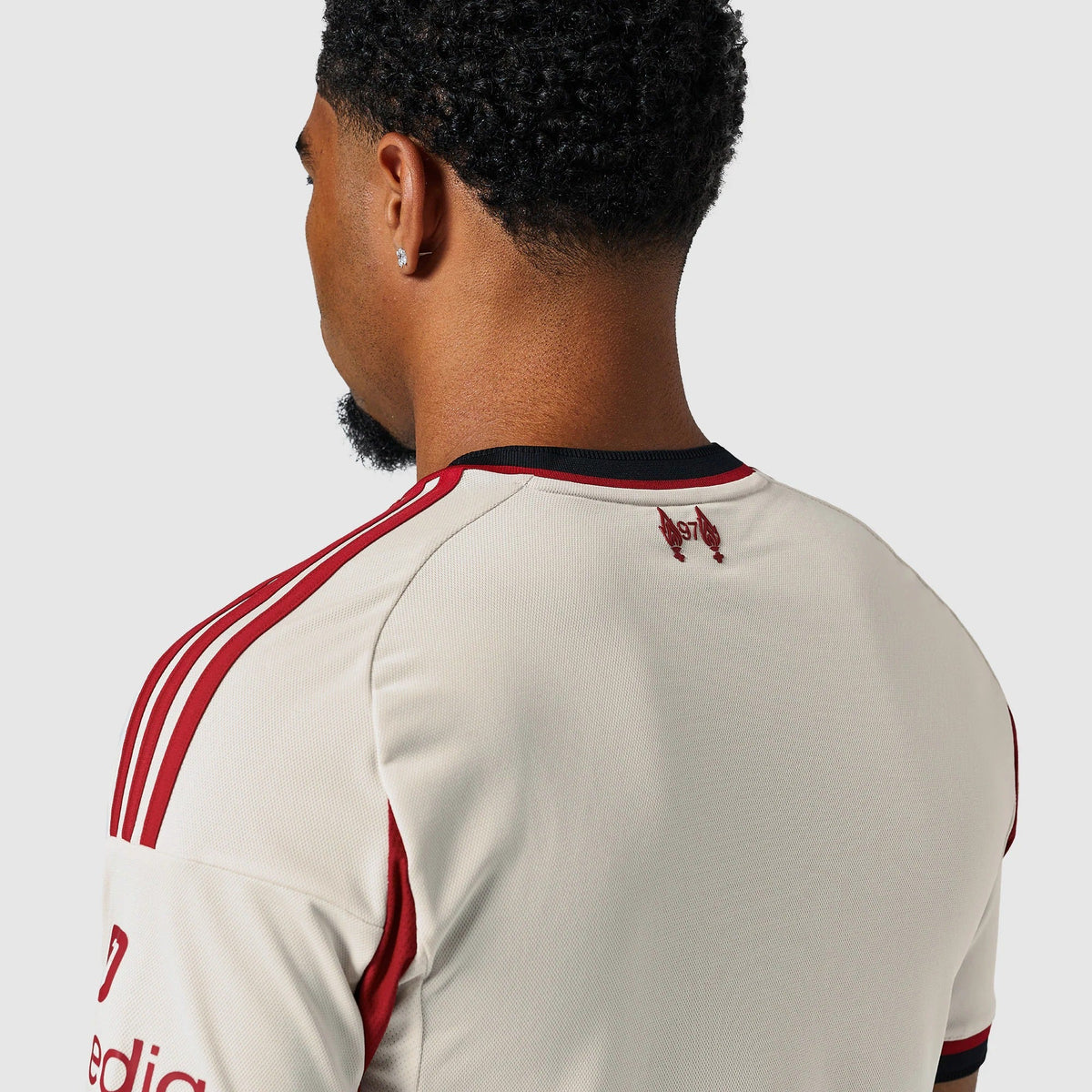 Jersey Adidas Liverpool 2025/26 Away Fan Version