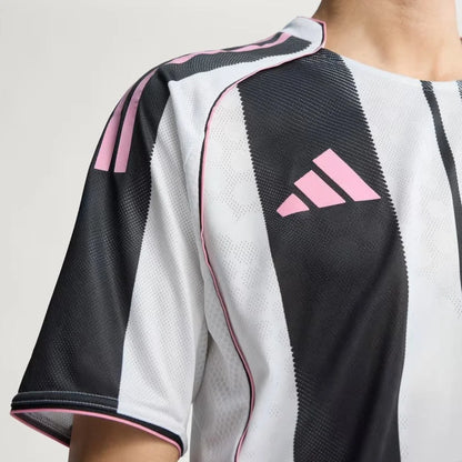 Jersey adidas Juventus FC 2025/26 Home Player Version