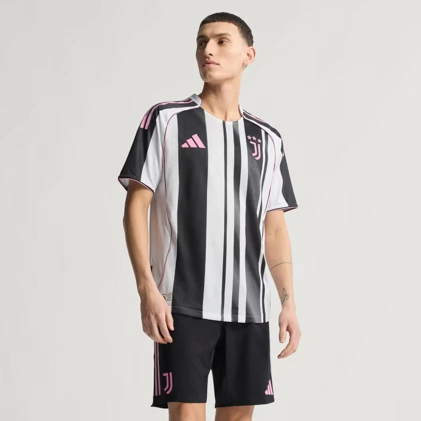 Jersey adidas Juventus FC 2025/26 Home Player Version