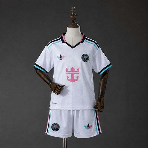 MIA 26/27 Kit Infantil 3ª