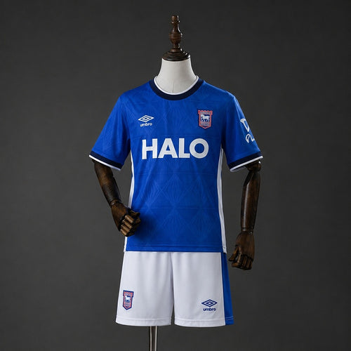 Ipswich Town 26/27 Kit Infantil Local