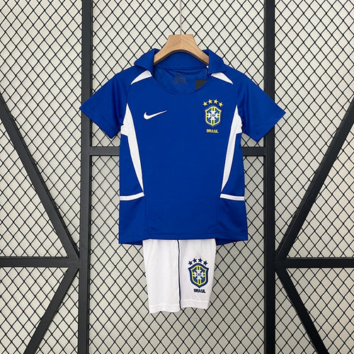 BRA 2002 – Kids Away Kit