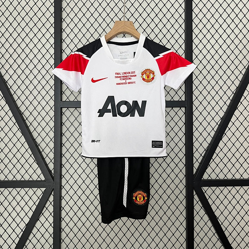 MU 10/11 UCL – Kit Infantil Visitante