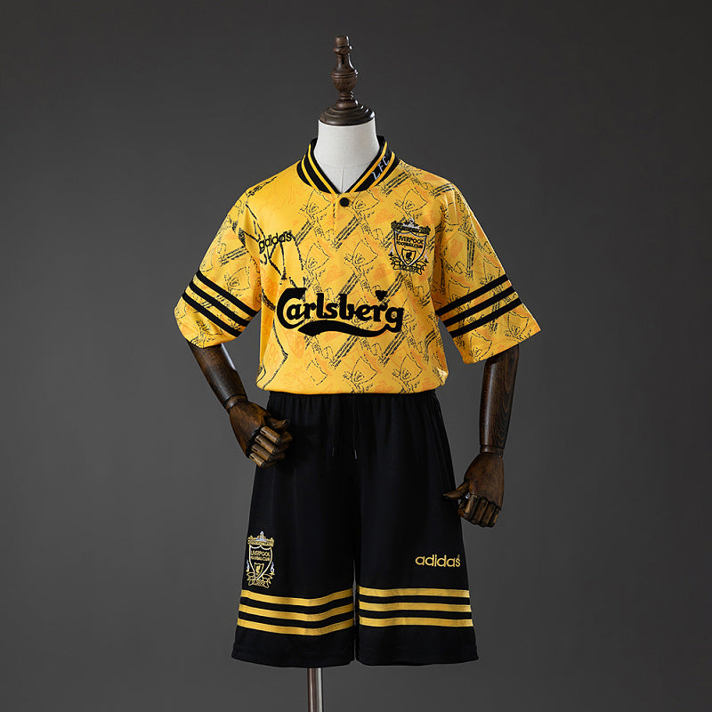 LIV 94/96 Kit Infantil 3ª retro