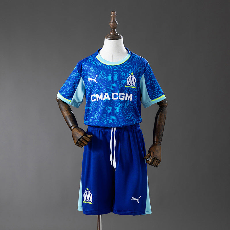 OM 25/26 Kit Infantil 3ª
