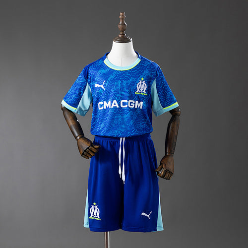 OM 25/26 Kit Infantil 3ª