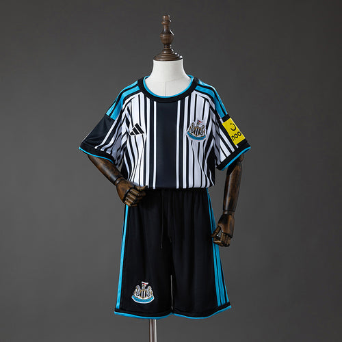 NEW 26/27 Kit Infantil Local