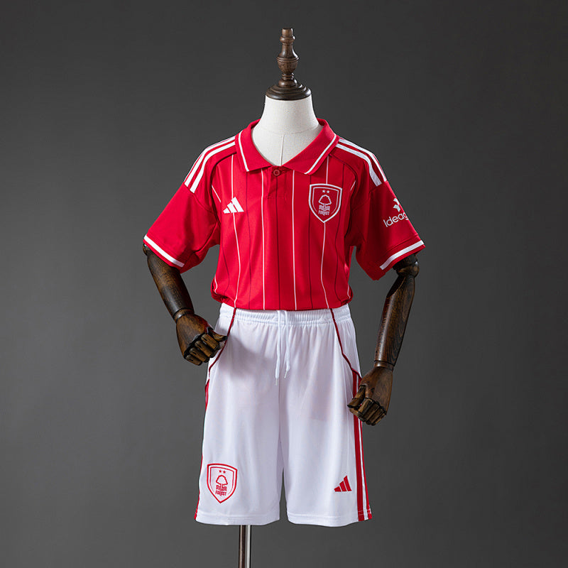 Nottingham Forest 25/26 Cam. Infantil Local