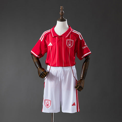 Nottingham Forest 25/26 Cam. Infantil Local