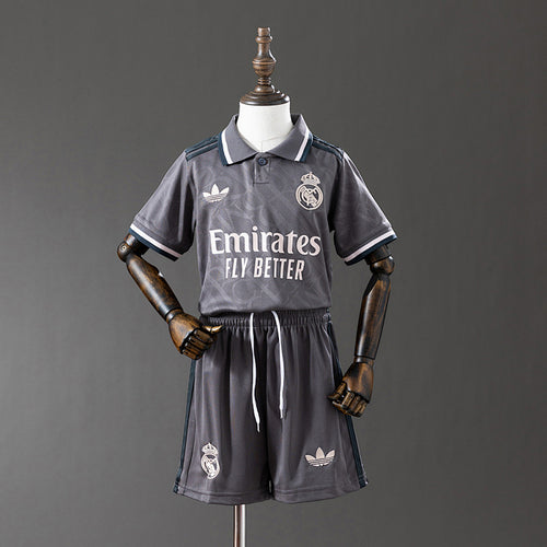 RM 24/25 Kit Infantil 3ª