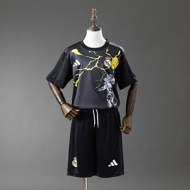 RM 25/26 Avengers – Prepartido(Negro) Kit Infantil