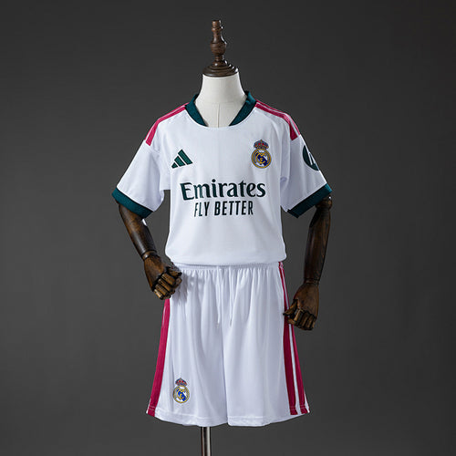 RM 26/27 Kit Infantil Local
